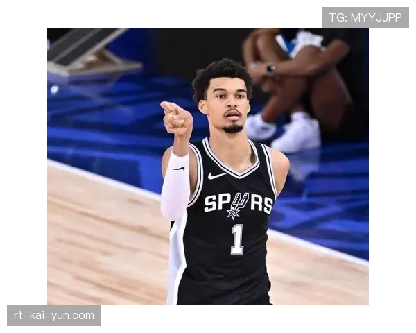 马刺爆冷击败凯尔特人，文班亚马40+20+8封盖创生涯纪录