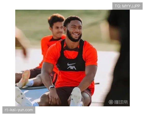 赛前训练观察：利物浦全员合练，仅马蒂普因伤单独恢复